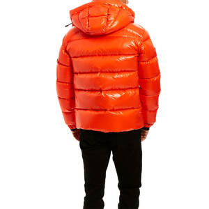 Chaqueta de burbujas de moda de alta calidad para hombres Diseño de servicio OEM Logotipo propio Hombres Chaqueta de burbujas reciclada - Product Image 2