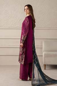 Lehenga Choli Anarkali ethnique indien traditionnel en acrylique avec broderie en mousseline et embellissements élégants pour femmes - Product Image 2