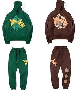 Survêtement à impression bouffante de jogging personnalisé très vendu Ensembles de survêtements à impression bouffante pour hommes Survêtements à impression bouffante - Product Image 1