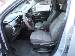 CHEVROLET TRAVERSE LS AWD 2021 USADO, Volante a la Izquierda/Derecha - Product Image 3