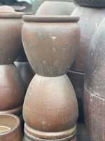 POT DE FLEURS EN ARGILE NOIRE FABRIQUÉ AU VIETNAM POTERIE À HAUT FEU VIETNAM PLANTEUR ARTIFICIEL FOURNISSEUR DE JARDIN