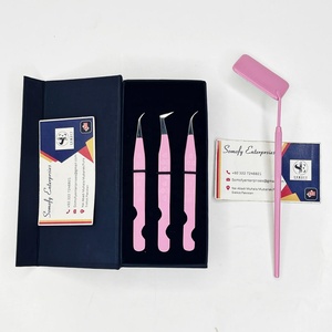 แหนบดัดขนตา Heart Grip ขนาด 10 มม. สีชมพูเคลือบสีเงิน ปลายมีลายสแตนเลสสตีล ทนทาน แม่นยำ ฟันหยัก/หยักเล็กน้อย สำหรับต่อขนตาแบบ Volume - Product Image 1