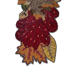 Chemin de table perlé fait main indien avec napperon pour hôtels, mariage et décoration de Noël au prix de gros - Product Image 2