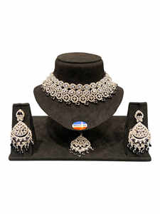 Ensemble de bijoux de mode élégants-Boucles d'oreilles collier ras du cou pour anniversaire de mariage et événements traditionnels pour les cadeaux - Product Image 5