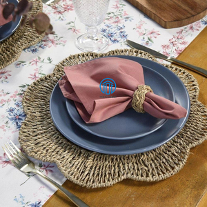 Suitable for Dining Table Wholesaler Customize Flower Shape Seagrass <b>Placemat</b> <b>Wicker</b> Dishes Mat Seagrass Charger for Kitchenware - Product Image 3