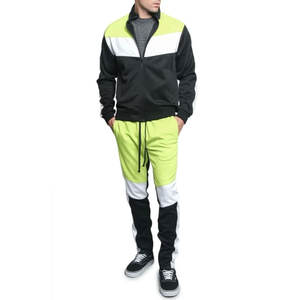 Survêtements de sport décontractés deux pièces les plus recherchés pour hommes, vêtements de sport confortables avec logo, collection d'hiver en solde - Product Image 5