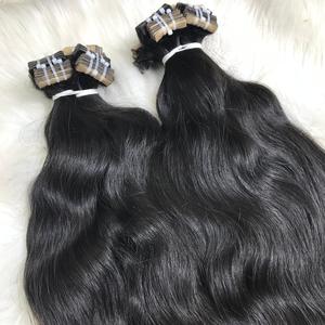 Cinta ondulada natural al por mayor superior en extensiones Hot Double Drawn 100% Human Remy Virgin Tape en extensiones de cabello - Product Image 3