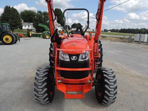Tracteur à roues arrière Kubota LA764 Mini 4x4 d'occasion - Product Image 5