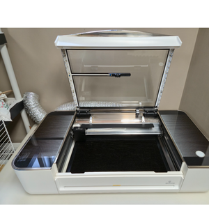 Impresora Láser Glow-forge Pro de Gran Calidad, Nueva, Máquina de Grabado Láser y Máquina de Corte Láser - Product Image 1