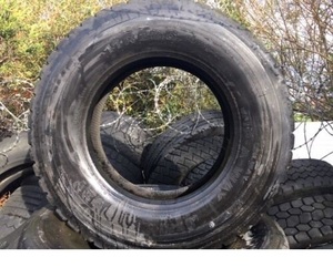 Precio al por mayor 11r 22,5 Neumáticos para camiones sin cámara Estado usado de la fábrica Tailandesa para camiones ligeros - Product Image 1