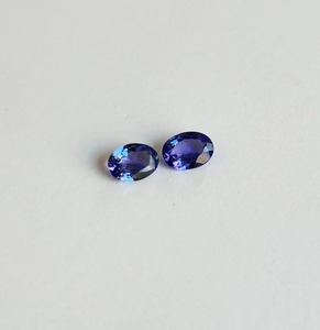Pendientes de Tanzanita AA de Corte Ovalado de 7x5 mm, Gemas de 1 Quilate, Color Azul Púrpura Intenso, Naturales, Sueltas, Certificadas por Terceros, Par a Juego - Product Image 1