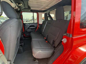 Usado 2023 J * EEP Wrangler Sahara - Product Image 4