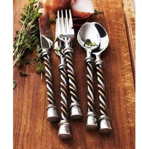 Ensemble de couverts en acier inoxydable de style vintage de luxe de qualité royale parfait pour les hôtels de mariages et les repas de tous les jours faits à la main - Product Image 2