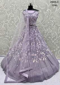 ตาข่ายสำหรับใส่ในงานแต่งงานที่มีการเย็บปักถักร้อยหลายแบบ lehenga choli ผู้ผลิตและผู้จัดจำหน่ายจาก surat ในอัตราที่ต่ำที่สุด - Product Image 4