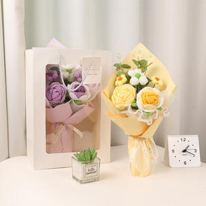 Ramo de Rosas Tejidas a Mano con Lana, Regalo de Graduación para el Día de San Valentín, Flores de Ganchillo al por Mayor para Comercio Exterior - Product Image 4
