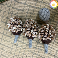 Poupée décorative en laine fabriquée à partir de fil au Vietnam, idéale pour la décoration intérieure et les idées de cadeaux personnalisés