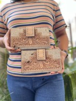 Dompet Kulit Sapi Asli Ukiran Tangan, Tas Selempang, Tempat Ponsel, Desain Baru, Multifungsi, Dompet Kulit Gaya Barat