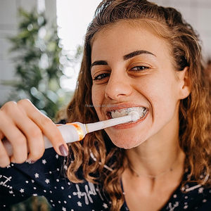 Cabezal de cepillo de dientes eléctrico ergonómico con mango curvo cómodo y cerdas medianas para hoteles y uso en exteriores, repuesto de cepillo de dientes - Product Image 6