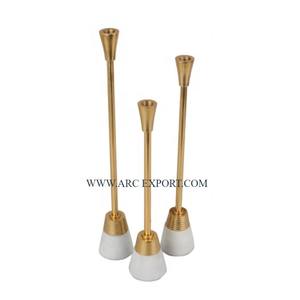 Bougeoir en métal revêtu de poudre noire de qualité exclusive en laiton poli or bougeoir et support décoratifs au design moderne - Product Image 2