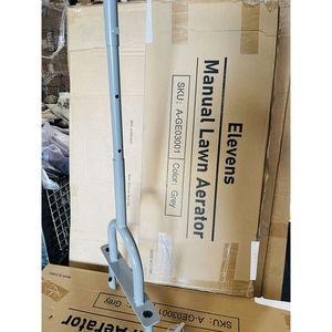 Attrezzo Manuale per Arieggiare il Prato, per Rimozione del Tartaro e Aerazione del Manto Erboso - Product Image 6