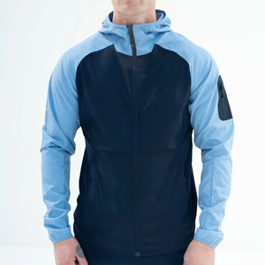 Nuevo traje de dos piezas ajustado para hombre, chándal cortavientos ligero de poliéster y LICRA con logotipo personalizado - Product Image 1