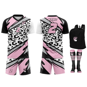 ชุดฟุตบอลคอวีแบบซับลิเมชั่นแห้งเร็ว สกรีนชื่อ/หมายเลขทีมตามสั่ง MOQ ต่ำ พร้อมถุงเท้าและกระเป๋า ผลิตจากผ้าโพลีเอสเตอร์ 100% - Product Image 1