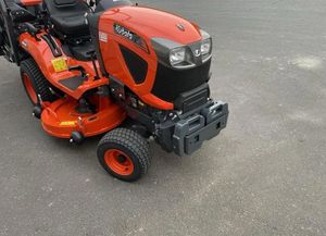 เครื่องตัดหญ้า CustoKubota GR2020 รุ่น 44556 พร้อมเครื่องยนต์ 2 จังหวะ และถุงเก็บหญ้าขนาด 150 ลิตร - Product Image 5