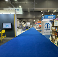 Couverture en plastique pour tapis d'événement