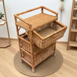 Étagère en osier faite à la main de style bohème avec portes, petit meuble en rotin pour le rangement ou l'exposition - Product Image 1