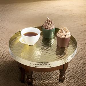 Vente en gros Plateau martelé texturé de luxe Maison Hôtel Restaurant Cosmétiques Articles de toilette Bijoux Design de luxe Plateaux ronds plaqués or - Product Image 6