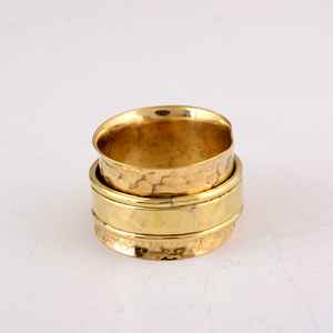 Meilleures ventes en ligne de bijoux fins Bague unique en laiton pur pour dames pour les promesses de fiançailles - Product Image 1