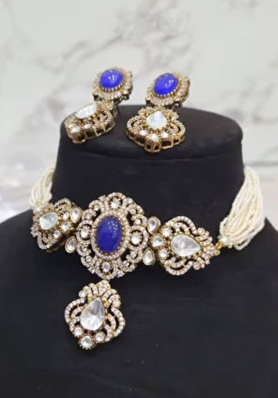 สีน้ำเงินเข้ม