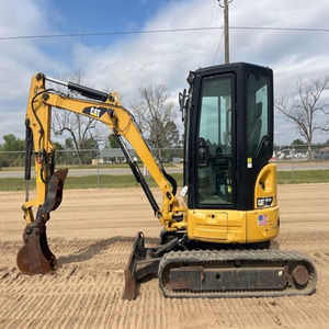 รถขุดตีนตะขาบ Caterpillar 303.5E2 CR 6 ตัน ปี 2016 สำหรับขาย - Product Image 1