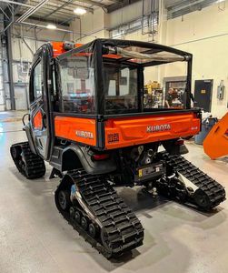รถอเนกประสงค์ Gator 4x4 – เครื่องจักรขนส่งขนาดกะทัดรัด ทรงพลัง และอเนกประสงค์ - Product Image 1