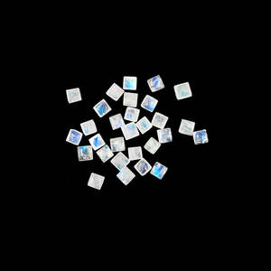 Piedras Preciosas Sueltas de Piedra Lunar Natural Calibradas, Cabujones Cuadrados de Lujo de 7mm y 8mm, Pulimentadas en Blanco, Verde y Azul, con Certificado IGI - Product Image 3