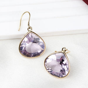 Nouveauté pierre précieuse améthyste naturelle 18 carats or jaune massif fait à la main pour femmes boucles d'oreilles pendantes bijoux pour la vente en gros - Product Image 2