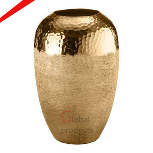 Aluminum Handmade Embossed Design <b>Table</b> Vase <b>for</b> Home Hotels & Restaurants - Product Image 3