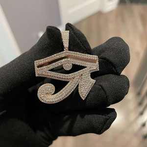 Colgante Unisex de Plata de Ley 925 Chapado en Oro con Ojo de Horus con Incrustaciones de Moissanita de 10 Quilates, Regalo de Cumpleaños, Joyería Fina - Product Image 3