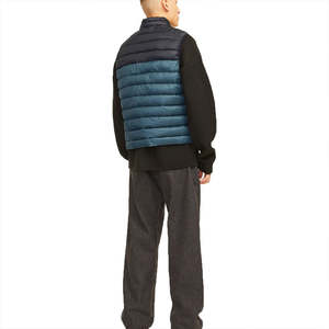 Gilet matelassé confortable pour homme, sans manches - Product Image 3