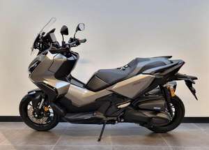 Scooters/Motocicletas ADV350 ABS de 330cc, Nuevas y Certificadas, Disponibles para Venta y Listas para Exportar - Product Image 2