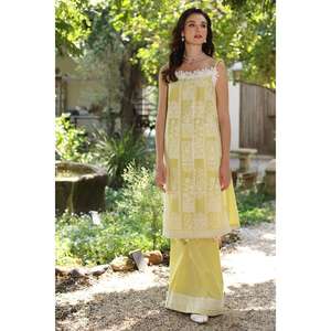 เสื้อผ้าฝ้ายปักลาย 2 ชิ้น แบบยังไม่เย็บติดกัน พร้อมกางเกงย้อมสี รุ่น TL-52088 ตกแต่งด้วยงานปักทันสมัย - Product Image 3