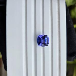 Pierre de Tanzanite Taillée en Coussin de 4,50 Carats, Gemme de Tanzanite AA, Pierre de Tanzanite Facettée Naturelle Propre aux Yeux pour la Fabrication de Bijoux - Product Image 2