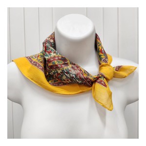 Pañuelo Cuadrado de Moda Hecho a Mano - 100% Algodón Pintado a Mano, Suave para la Piel y Multifuncional - Product Image 3