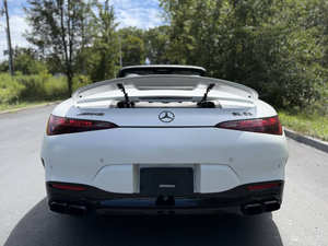Mercedes-Benz SL-Class AMG SL 63 standard 2022 - Product Image 4