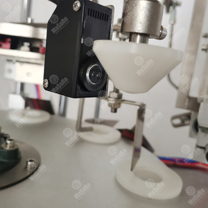 Machine de remplissage et de scellage à ultrasons pour tubes en métal et en plastique de type alimentaire, nouvelle génération, pour crème pour les mains et lotion - Product Image 4