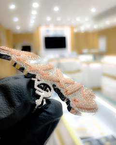 Pendentif en forme de croix de hibou en diamant rond de 3,50 carats pour homme, plaqué argent, style classique pour enfants, hindouisme - Product Image 4