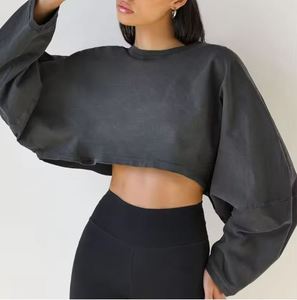 Vente en gros de sweat à capuche court pour femmes design personnalisé OEM qualité d'usine sweat-shirt en coton - Product Image 5