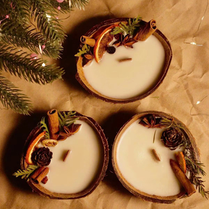 Cuillère en bois faite à la main avec gravure de Noël | Cadeau parfait pour la saison des fêtes - Product Image 1