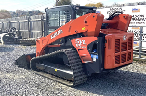 2017 Kubota SVL95-2S Skid Steer cabine fermée - Product Image 2