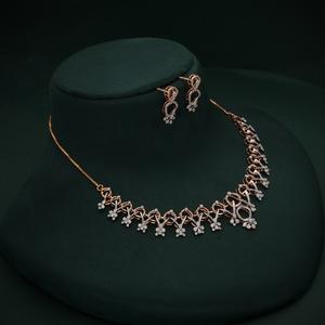 Ensemble collier et boucles d'oreilles en diamant naturel pour femme, or jaune 18 carats, certifié IGI, coupe brillante classique, élégant et luxueux, pour mariage - Product Image 2